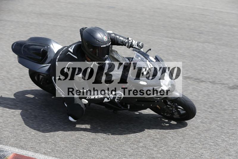 /Archiv-2024/29 12.06.2024 MOTO.CH Track Day ADR/Gruppe blau/94